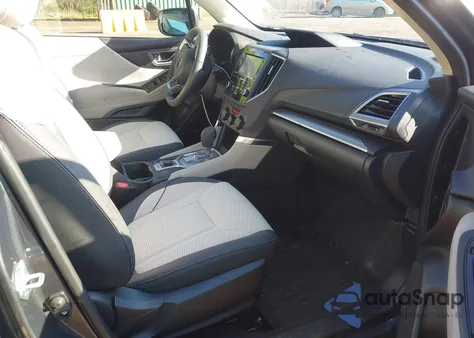 2024 Subaru Forester Premium z USA, uszkodzony, nr VIN JF2SKACC8RH509283